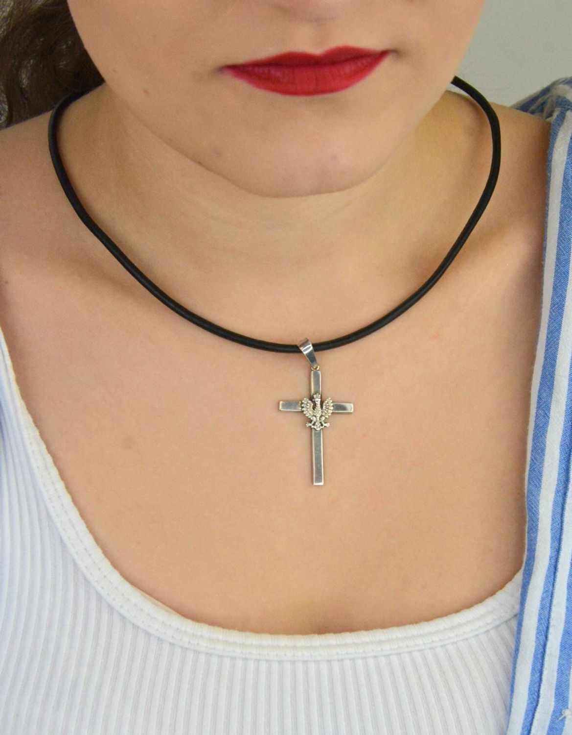 Naszyjnik skórzany rzemień 3 mm unisex 65 cm DIA-RZE-RZS65-925. Rzemyk do łańcuszek zarówno dla kobiety jak i mężczyzny. Skórzany łańcuszek może być ozdobiony różnymi zawieszkami z grawerem..jpg