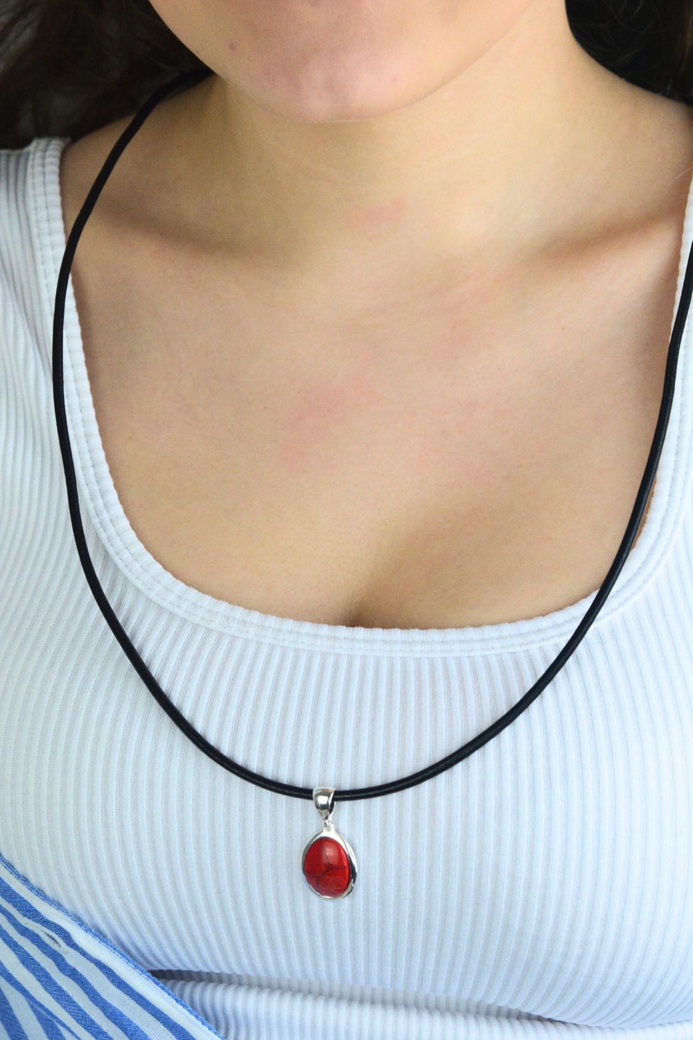 Rzemień skórzany czarny 3 mm ze srebrnym zapięciem 925 – 75 cm.jpg