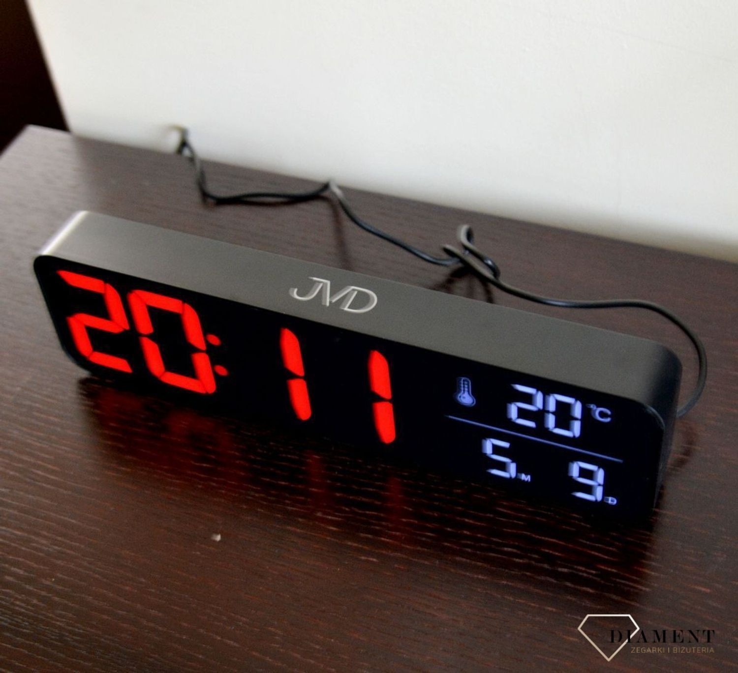 Budzik elektroniczny cyfrowy LCD JVD SB203.3 Czerwone cyfry.jpg