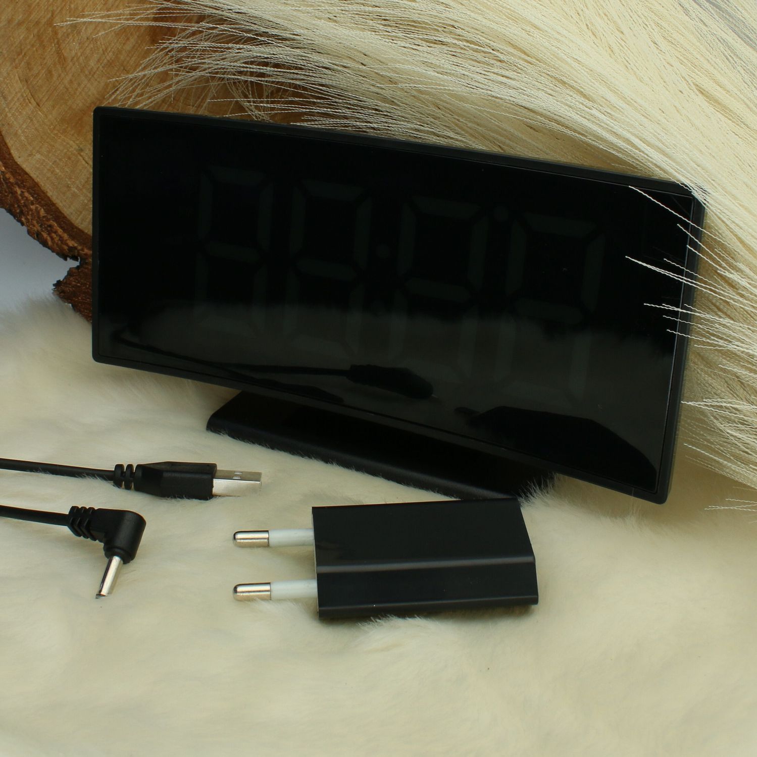 Budzik cyfrowy JVD z termometrem Niebieskie cyfry SB681.5.jpg