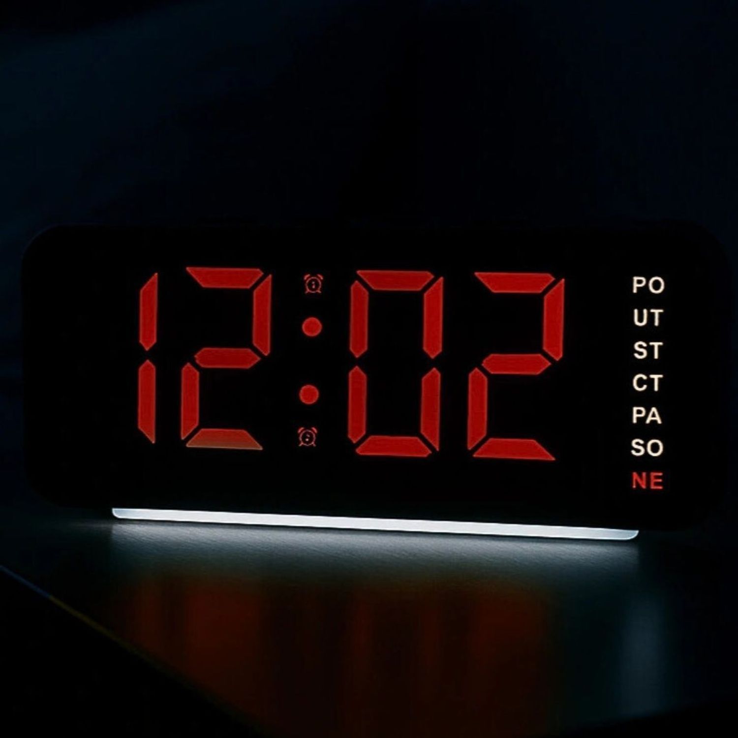 Budzik cyfrowy JVD B8033.3 LED – 3 alarmy, Data, Tryb 1224h - Wersja Czeska czerwony.jpg