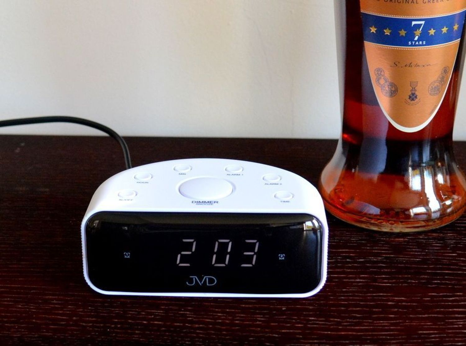 Budzik elektroniczny LCD JVD SB900.3 Białe cyfry (1).jpg