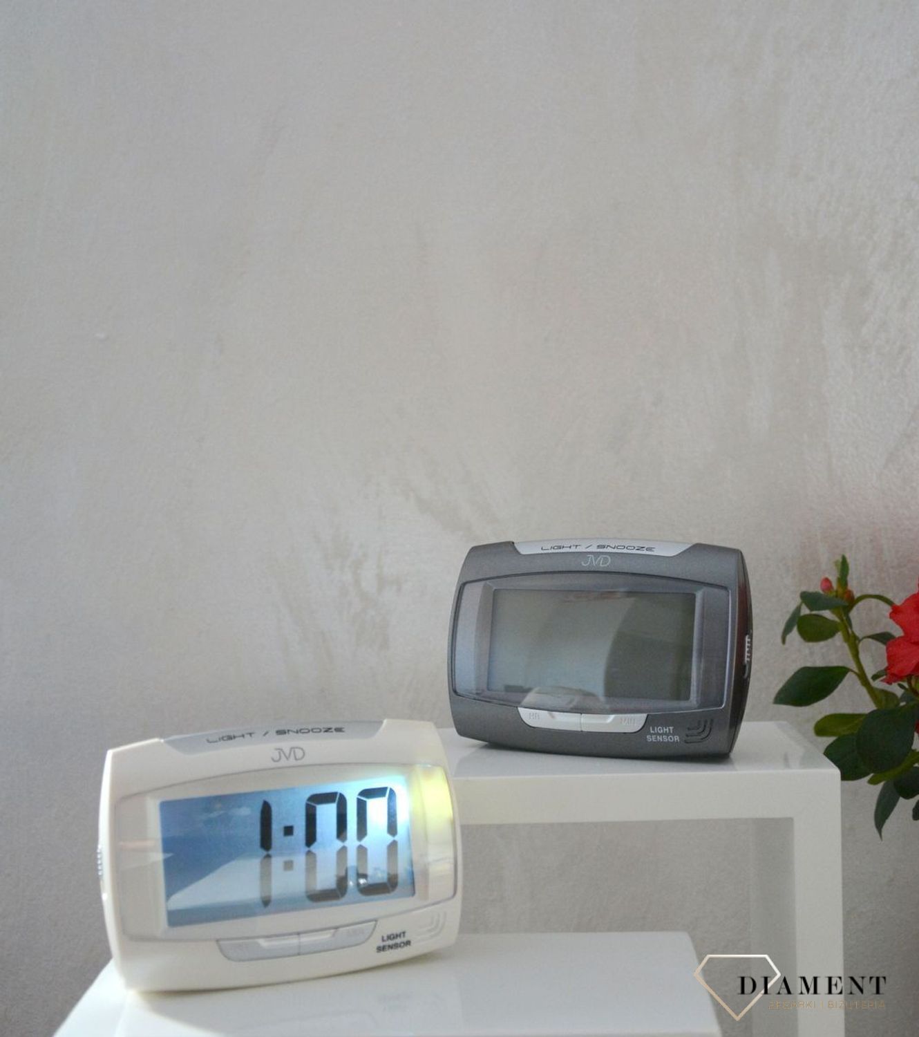 Budzik z wyświetlaczem marki JVD SB91.9.jpg