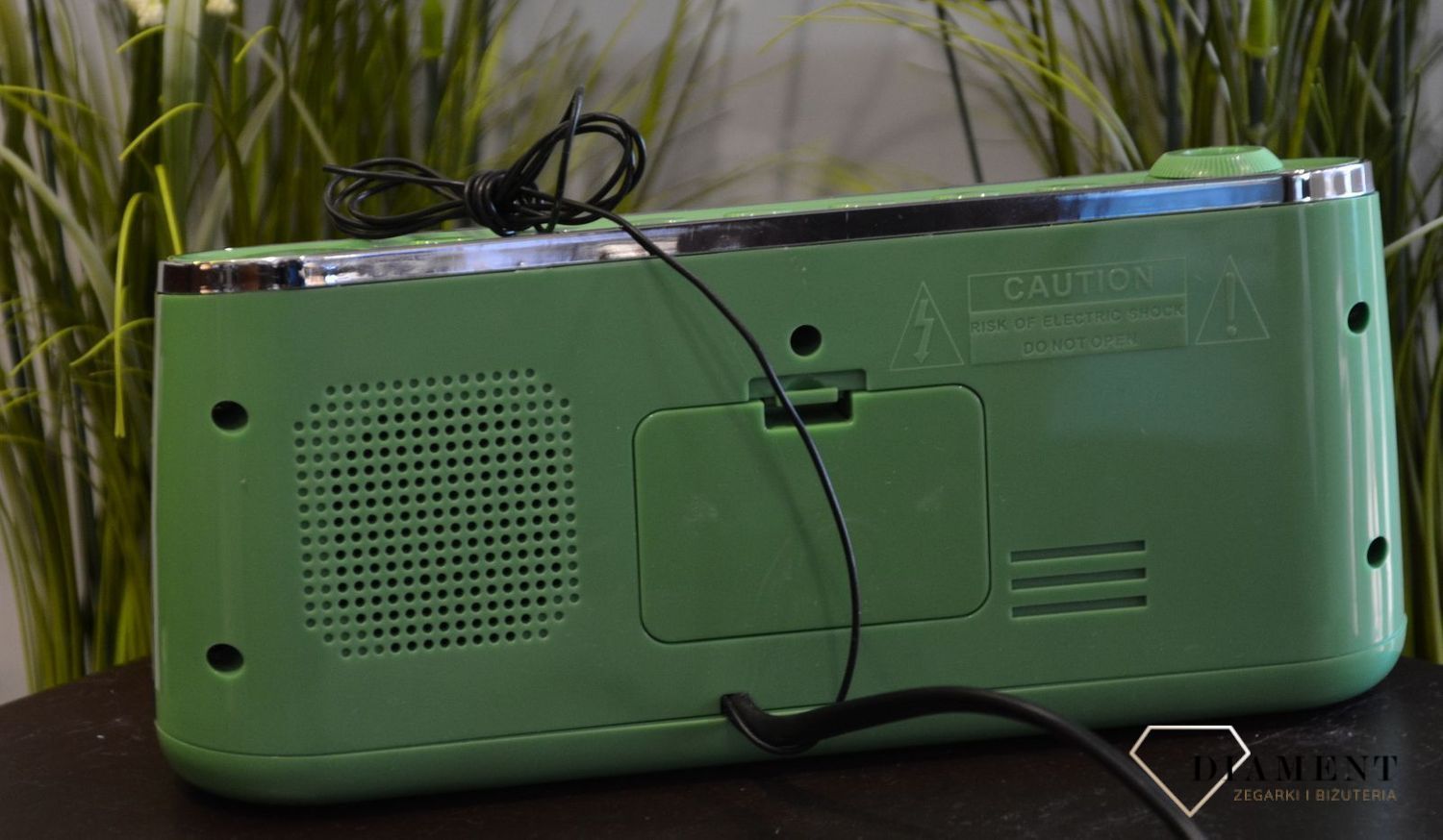 Budzik cyfrowy marki JVD SB97.2 z projekcją godziny.jpg