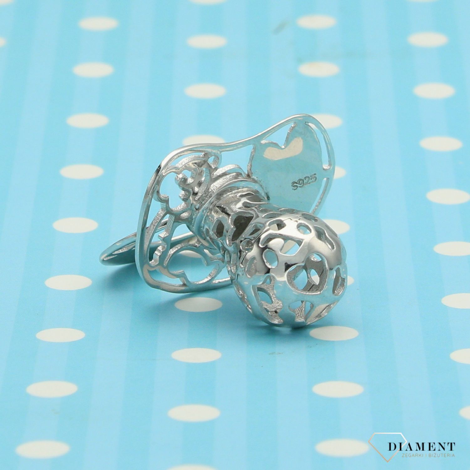 Pamiątka Chrztu srebrny smoczek 'Misiu i serce' z grawerem DIA-SMO-1108-925 👼 Smoczek wykonany ze srebra z ozdobnym wzorem misia i serca 👼 (2).jpg