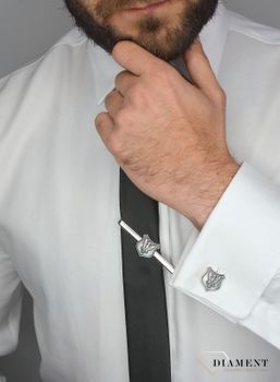 Spinki do mankietów srebrne z orzełkiem DIA-SPI-1709-925. Srebrne spinki do koszuli to jeden z najważniejszych dodatków. Odpowiednio dobrane będą w stanie podkreślić zarówno stylizację, jak i osobowość noszącego je mężczyzny (3).JPG
