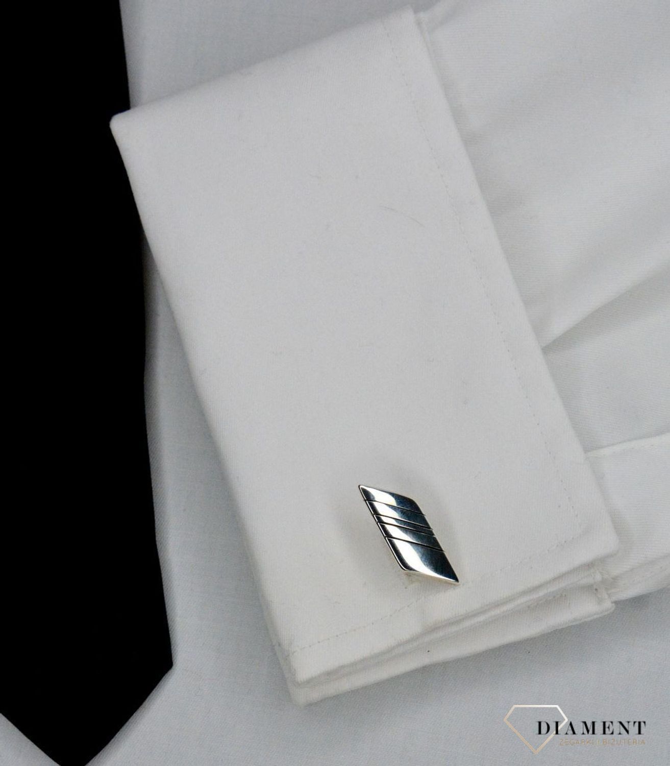 Spinki do mankietów srebrne 925 o ściętych bokach DIA-SPI-ALKM0063SPS-925. Spinki do mankietów. Eleganckie spinki do mankietów. Srebrne spinki do mankietów. Spinki męskie do mankietów. Spinki grawerowane. Spinki srebrne do mankietów ide.jpg