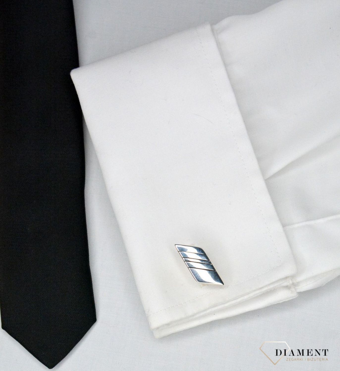 Spinki do mankietów srebrne 925 o ściętych bokach DIA-SPI-ALKM0063SPS-925. Spinki do mankietów. Eleganckie spinki do mankietów. Srebrne spinki do mankietów. Spinki męskie do mankietów. Spinki grawerowane. Spinki srebrne do mankietów ide.jpg