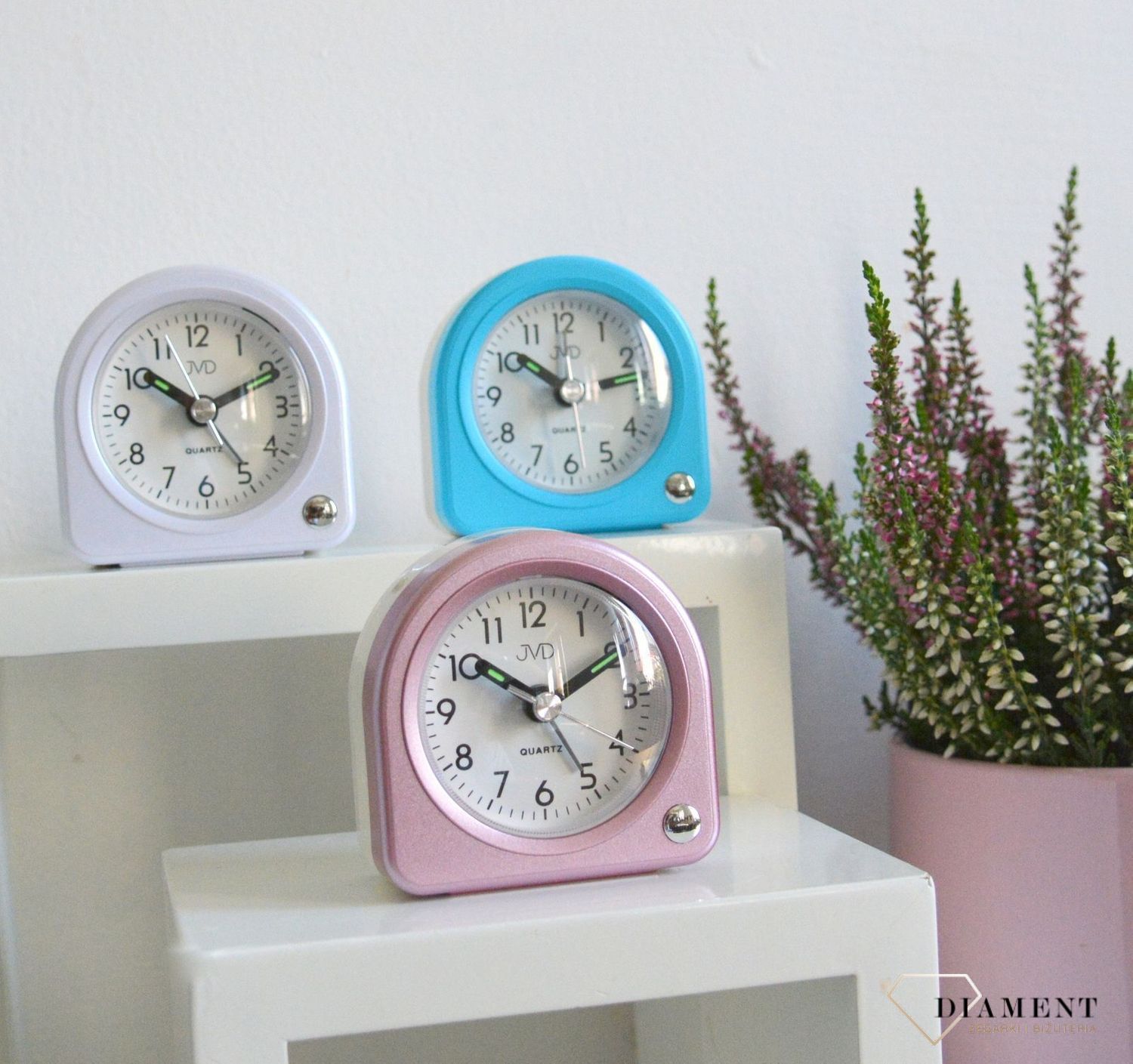 Budzik klasyczny czeskiej marki JVD SR266.7.jpg