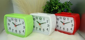 Budzik na baterię biały, alarm JVD SR309.1✓ Autoryzowany sklep✓ Kurier Gratis 24h✓ Gwarancja najniższej ceny✓ Grawer 0zł✓Zwrot 30 dni✓Negocjacje ➤Zapraszamy!1.jpg