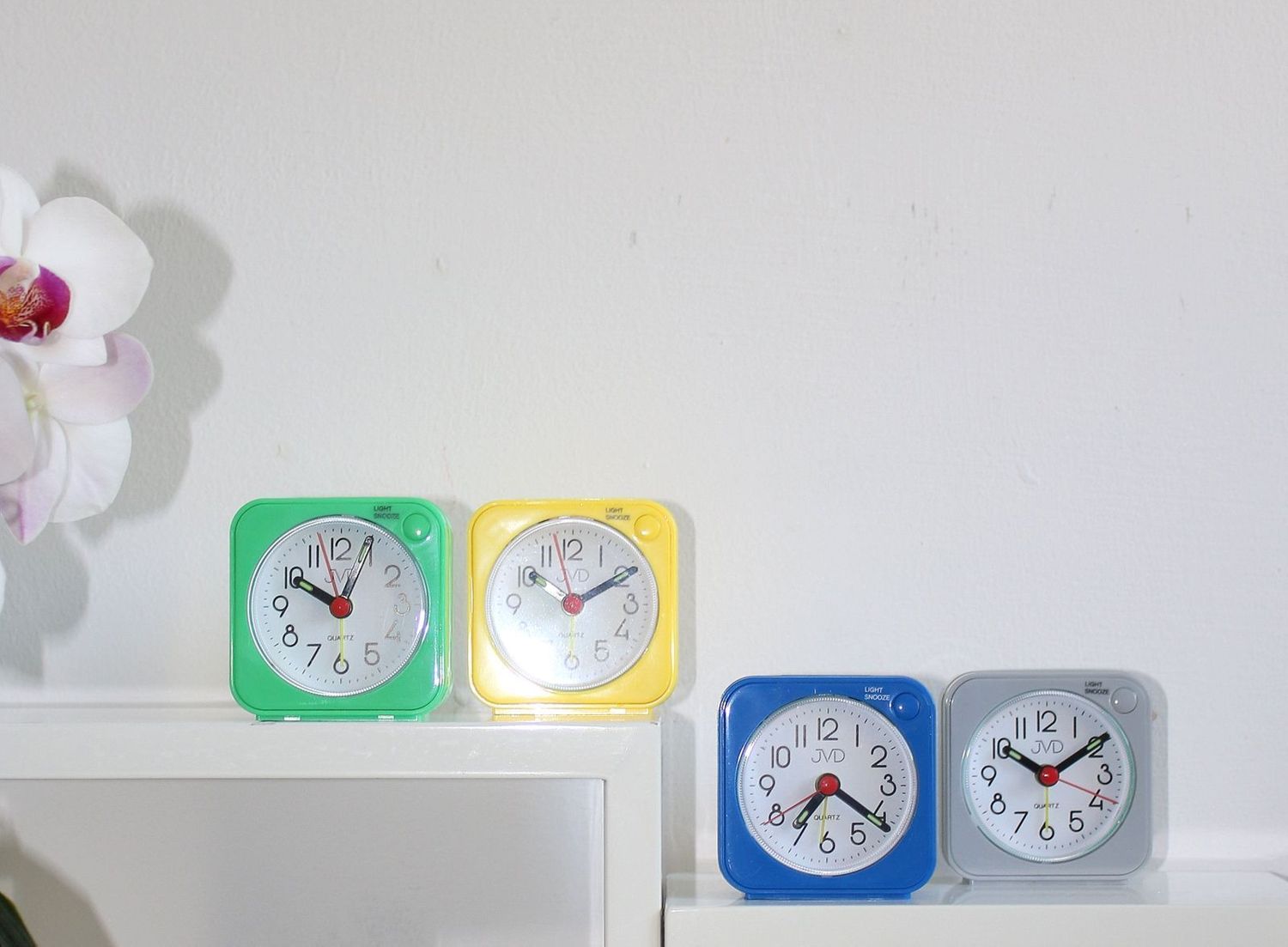 budzik klasyczny jvd SR623.2.jpg