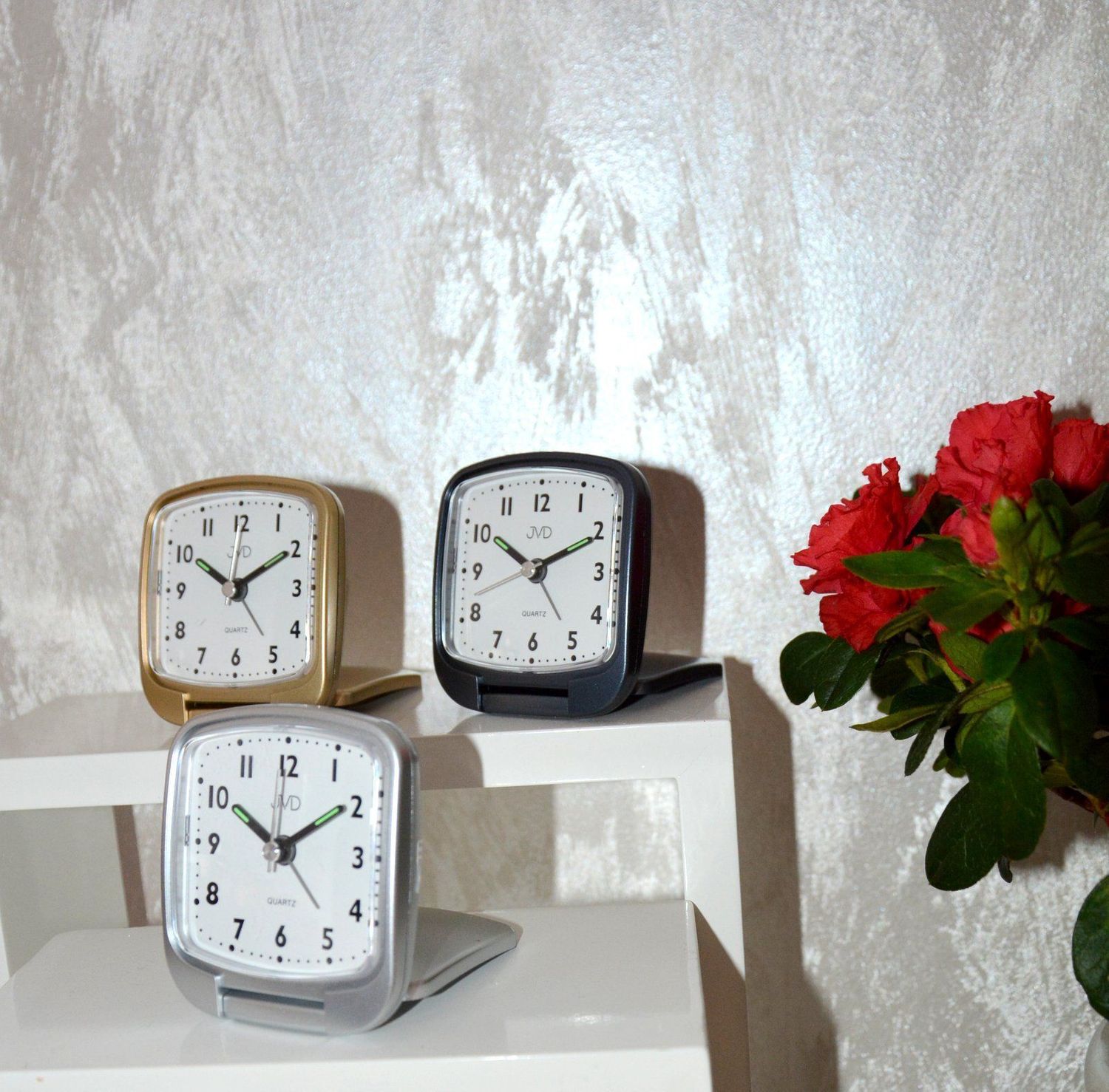 Budzik kieszonkowy, turystyczny JVD srebrny SR808 (1).jpg