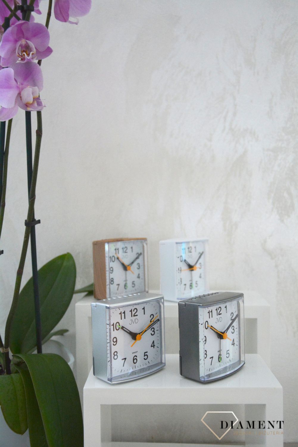 Zegar klasyczny JVD kwadratowy biały SRP002 (1).jpg
