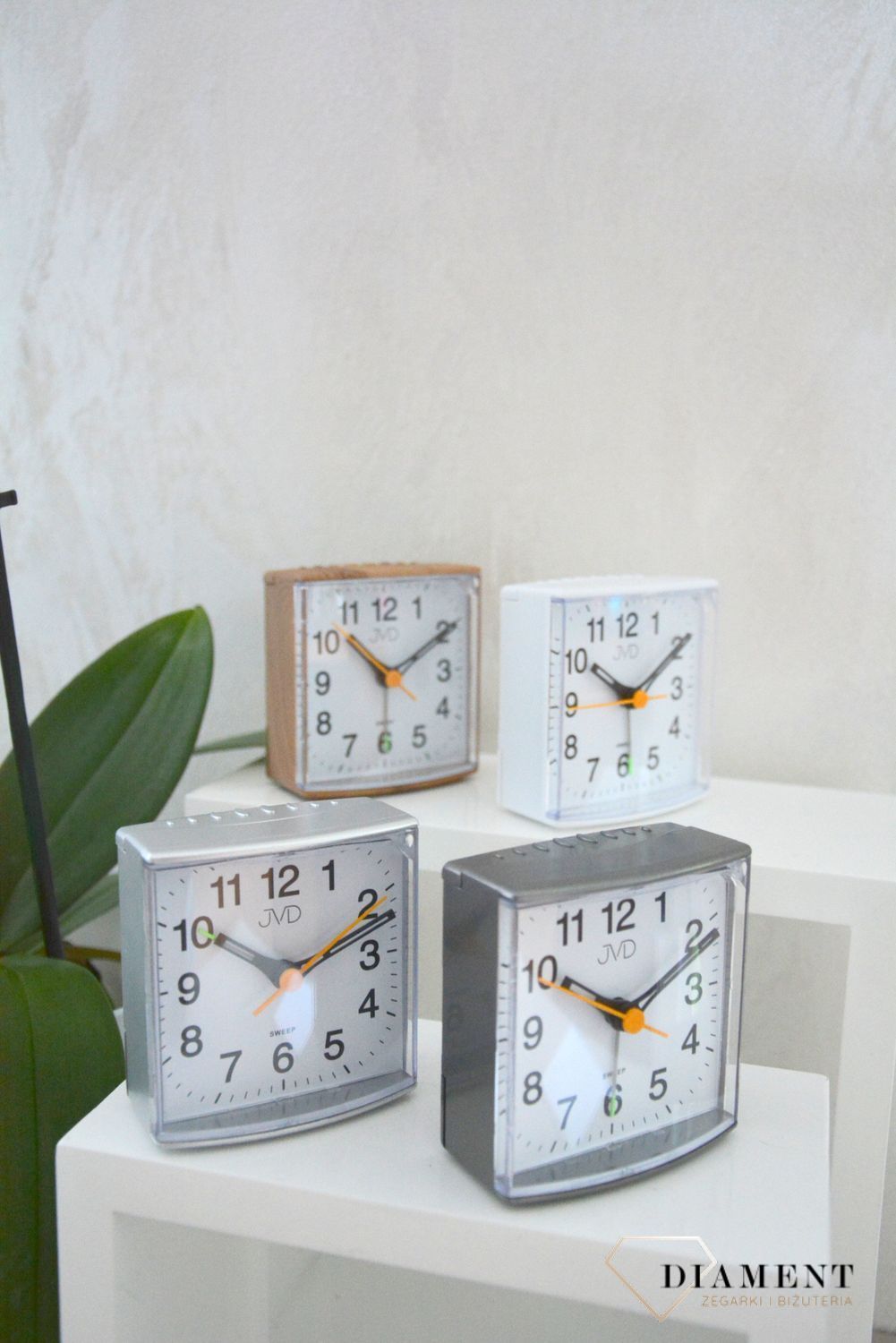 Zegar klasyczny JVD kwadratowy biały SRP002 (1).jpg