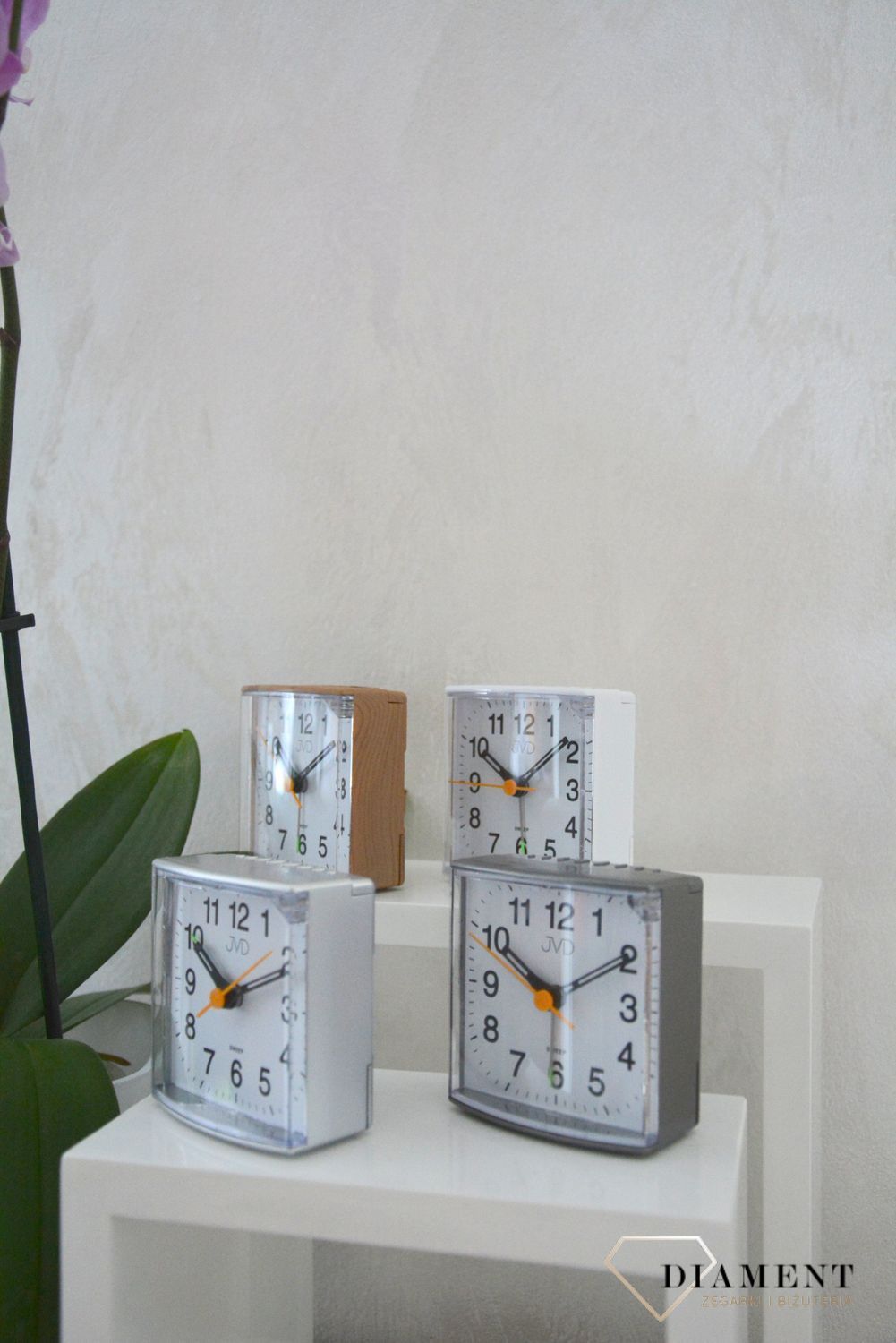 Zegar klasyczny JVD kwadratowy biały SRP002 (1).jpg