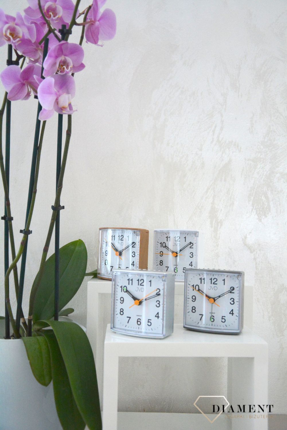 Zegar klasyczny JVD kwadratowy biały SRP002 (1).jpg