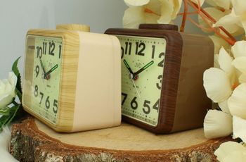 Budzik JVD SRP1080 – imitacja drewna, alarm, drzemka, luminescencja bok.jpg