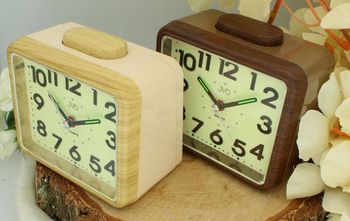 Budzik JVD SRP1080 – imitacja drewna, alarm, drzemka, luminescencja JVD.jpg