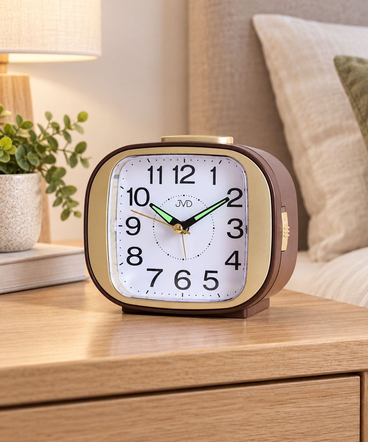 Budzik JVD SRP120.3 brązowy analogowy z płynnym mechanizmem (1).jpg