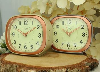 Budzik JVD SRP1201 – obudowa z różowym złotem, alarm, drzemka, płynny sekundnik.jpg