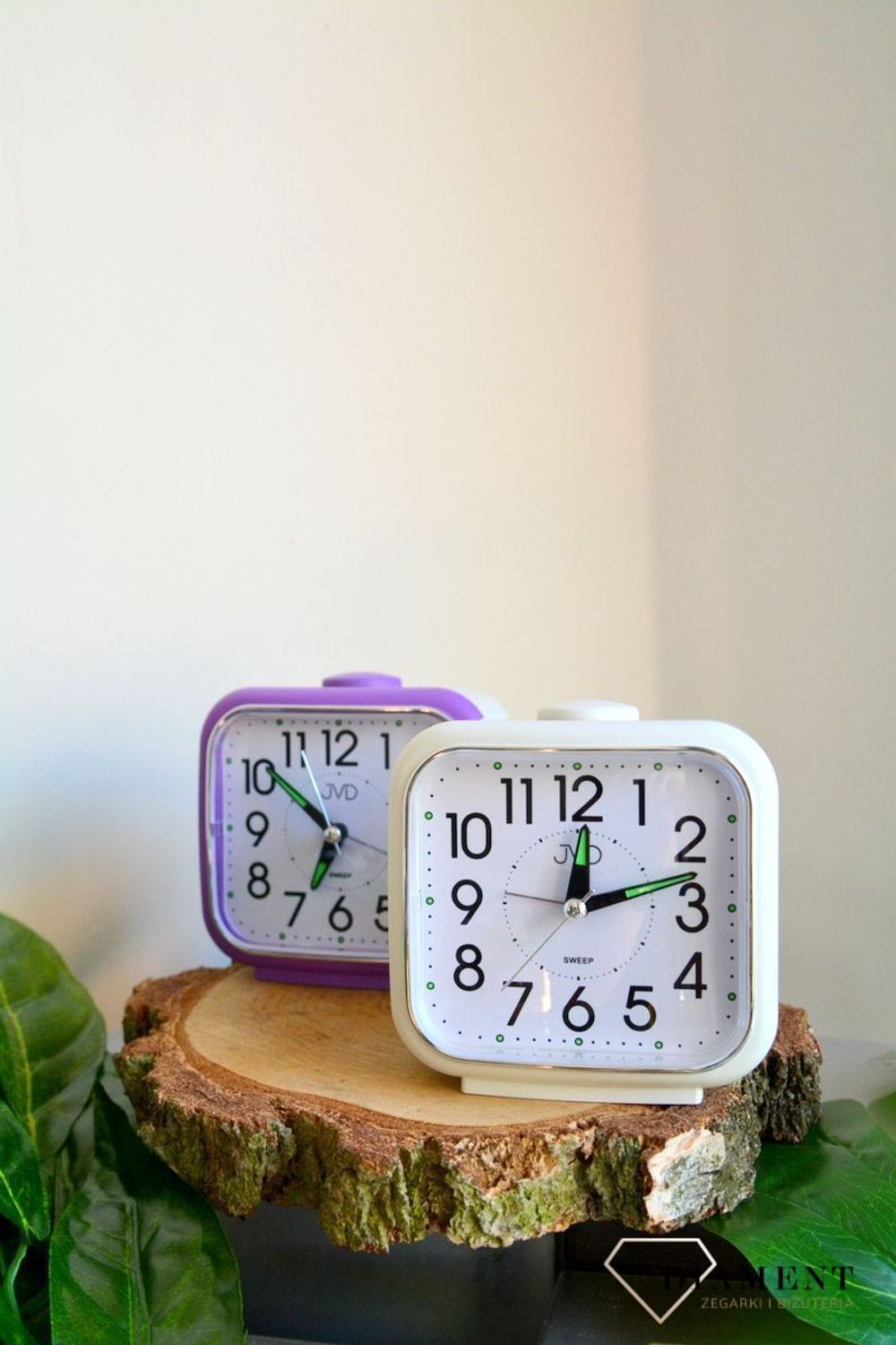 Budzik analogowy JVD biało fioletowy SRP1309.6 ✓Budziki ✓Zegarki budziki ✓ Zegar ✓.png