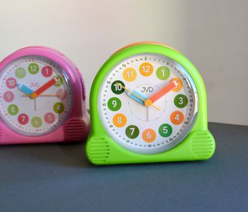 Budzik dziecięcy JVD SRP160.2cichy mechanizm Kredki zielony⭐ W atrakcyjnej cenie! ⭐ (7).JPG