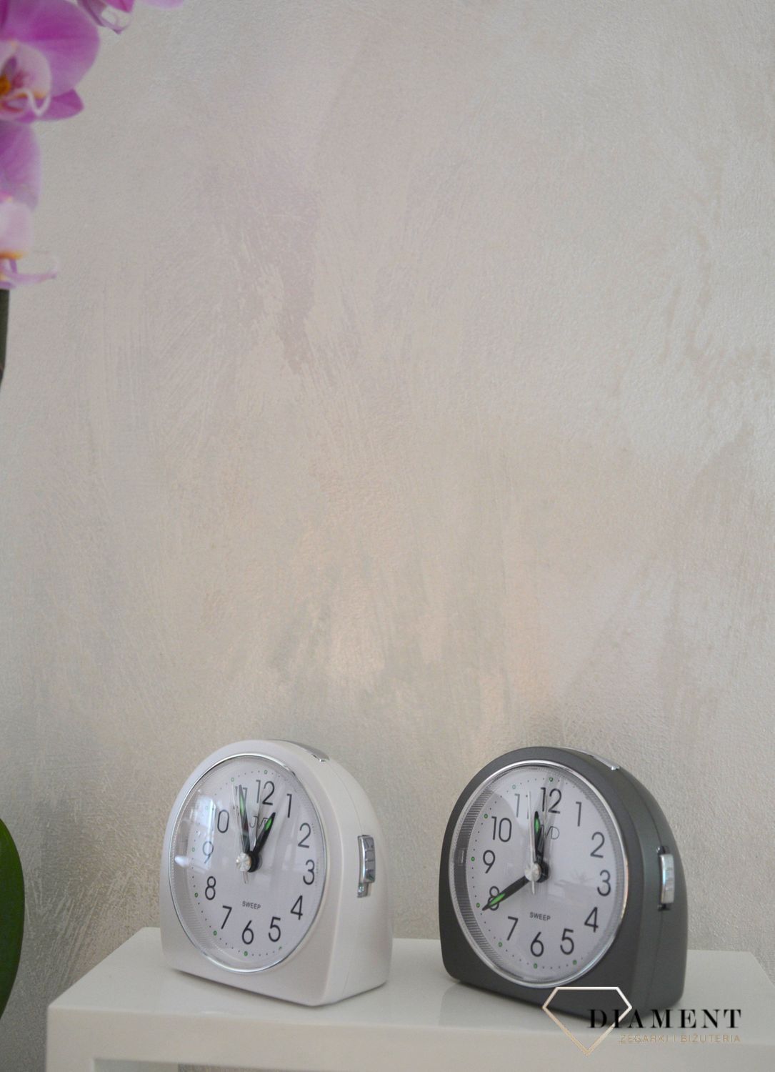 Budzik klasyczny JVD szary SRP213 (1).jpg