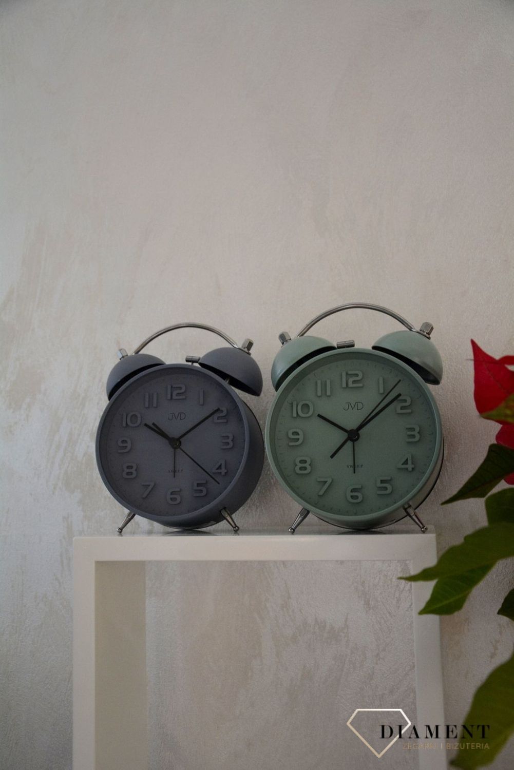 Budzik retro czeskiej marki JVD SRP2216.1 dzwonienie mechaniczne  (2).jpg