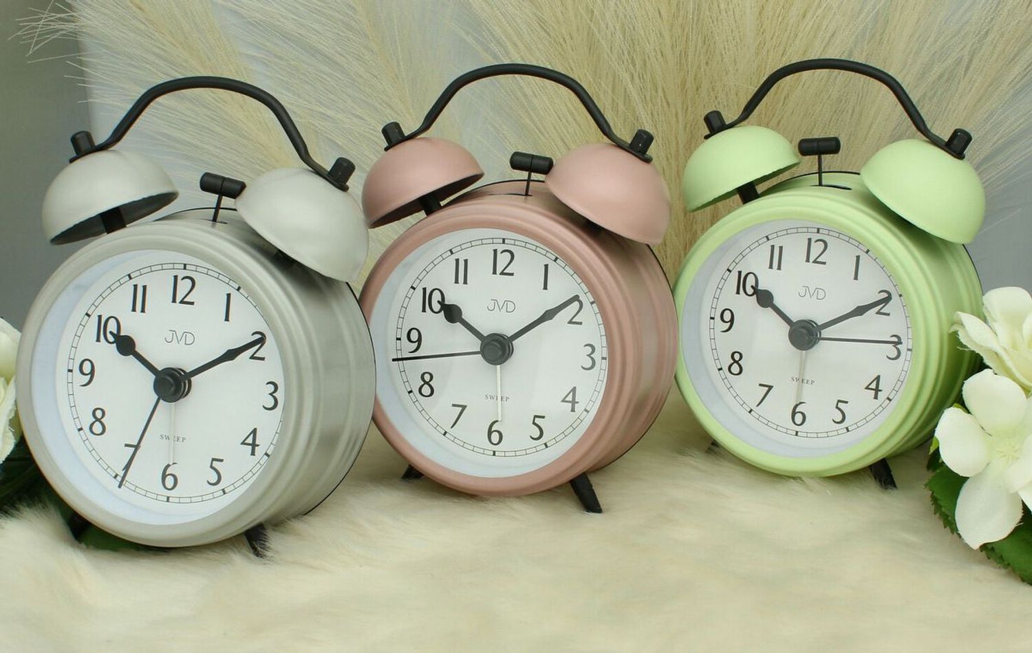 Budzik analogowy retro JVD SRP2218.3 – metalowy, szary z mechanicznym dzwonkiem retro.jpg