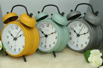 Budzik analogowy retro JVD DIA-SRP2219.1 - metalowa obudowa i podświetlenie.jpg