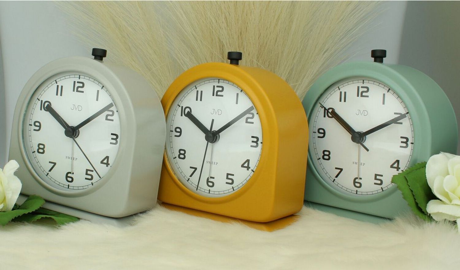 Szary budzik analogowy JVD SRP2221.3 – metalowy, mechaniczny szary budzik.jpg