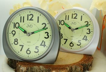 Budzik JVD SRP3701 – Zaokrąglony, alarm, drzemka, luminescencyjna tarcza JVD.jpg