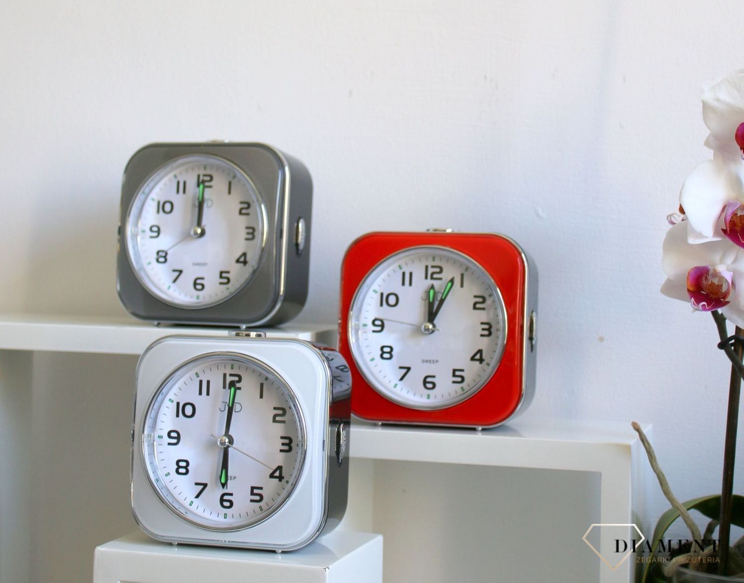 Budzik na baterię JVD czerwono-czarny SRP801.3.jpg