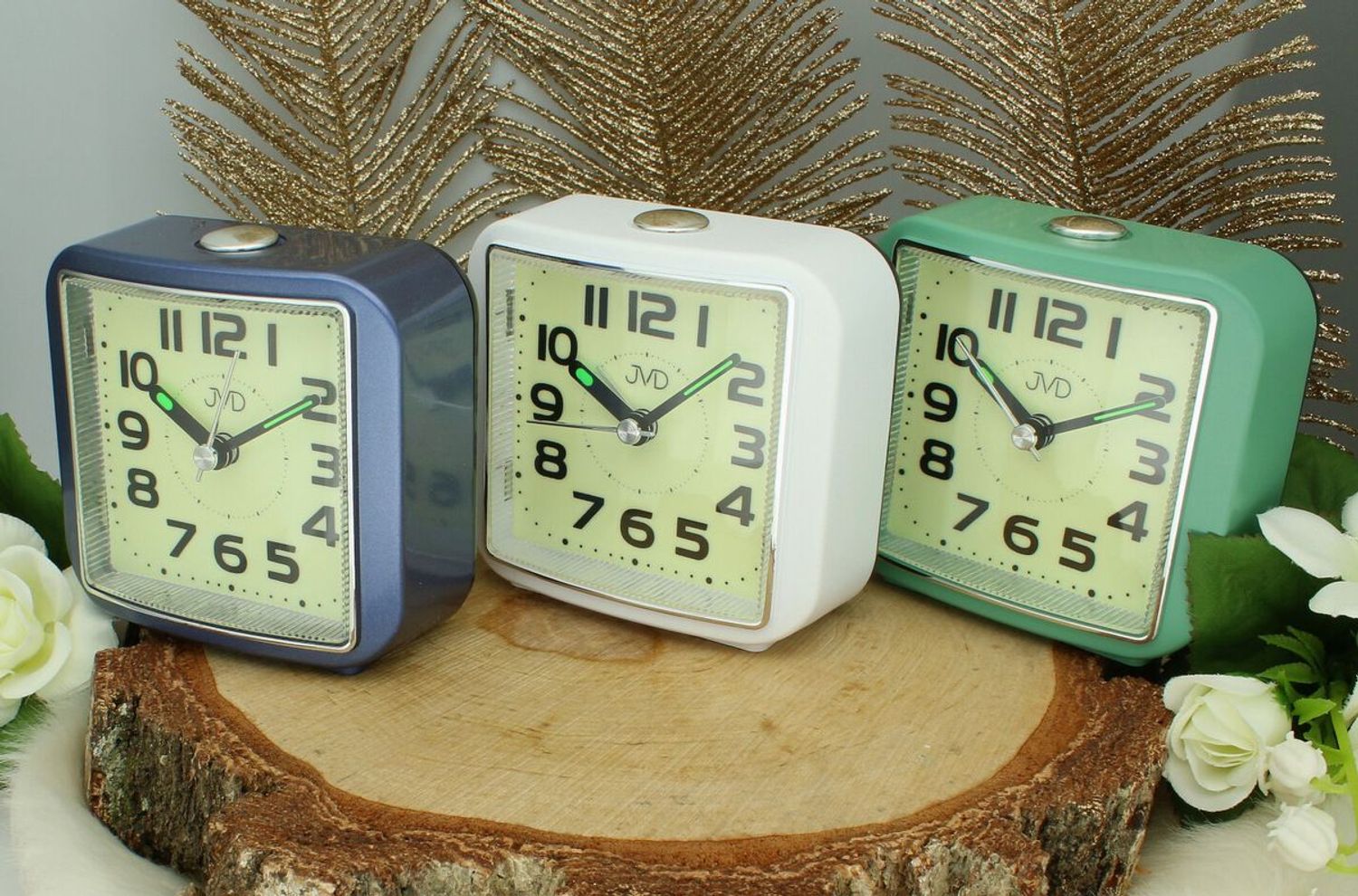 Budzik JVD SRP8204.2 – Kwadratowy, zielony, alarm, drzemka, luminescencyjne wskazówki.jpg