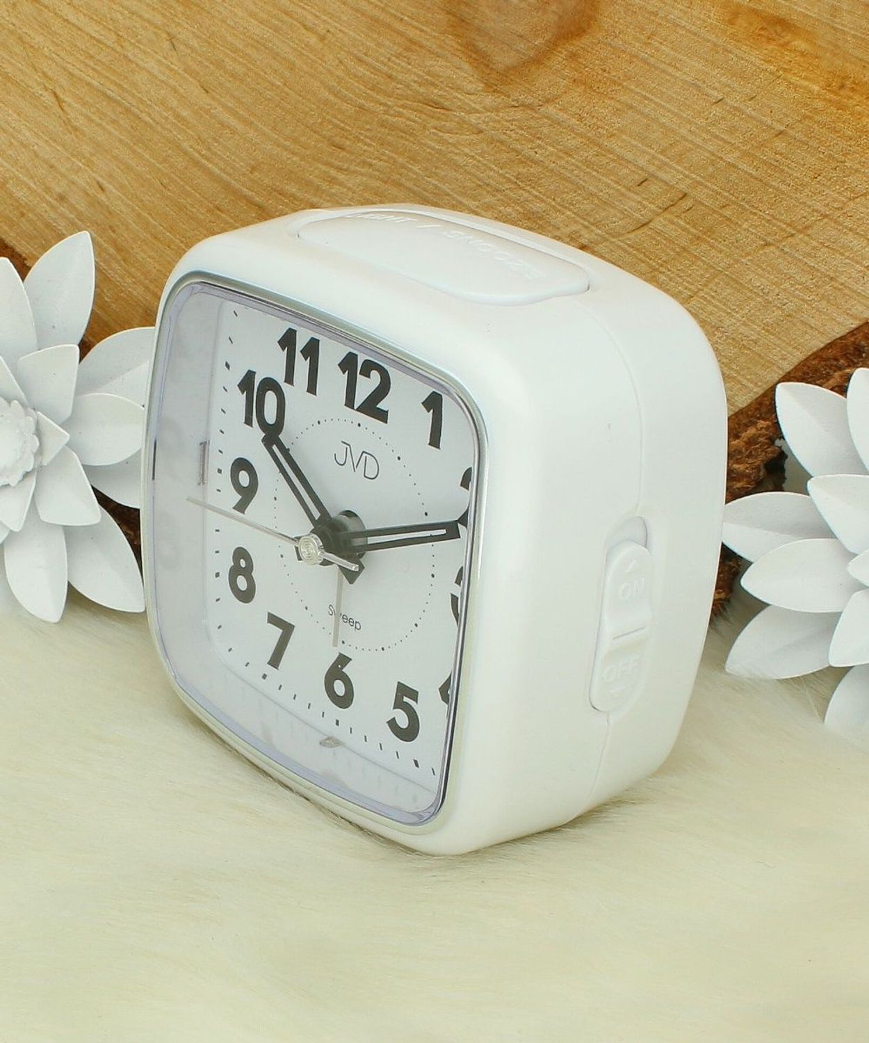 budzik kwarcowy, budzik z alarmem, podświetlany budzik, budzik z funkcją drzemki, cichy budzik, zegar na baterie, BUDZIK-SRP878.31.jpg