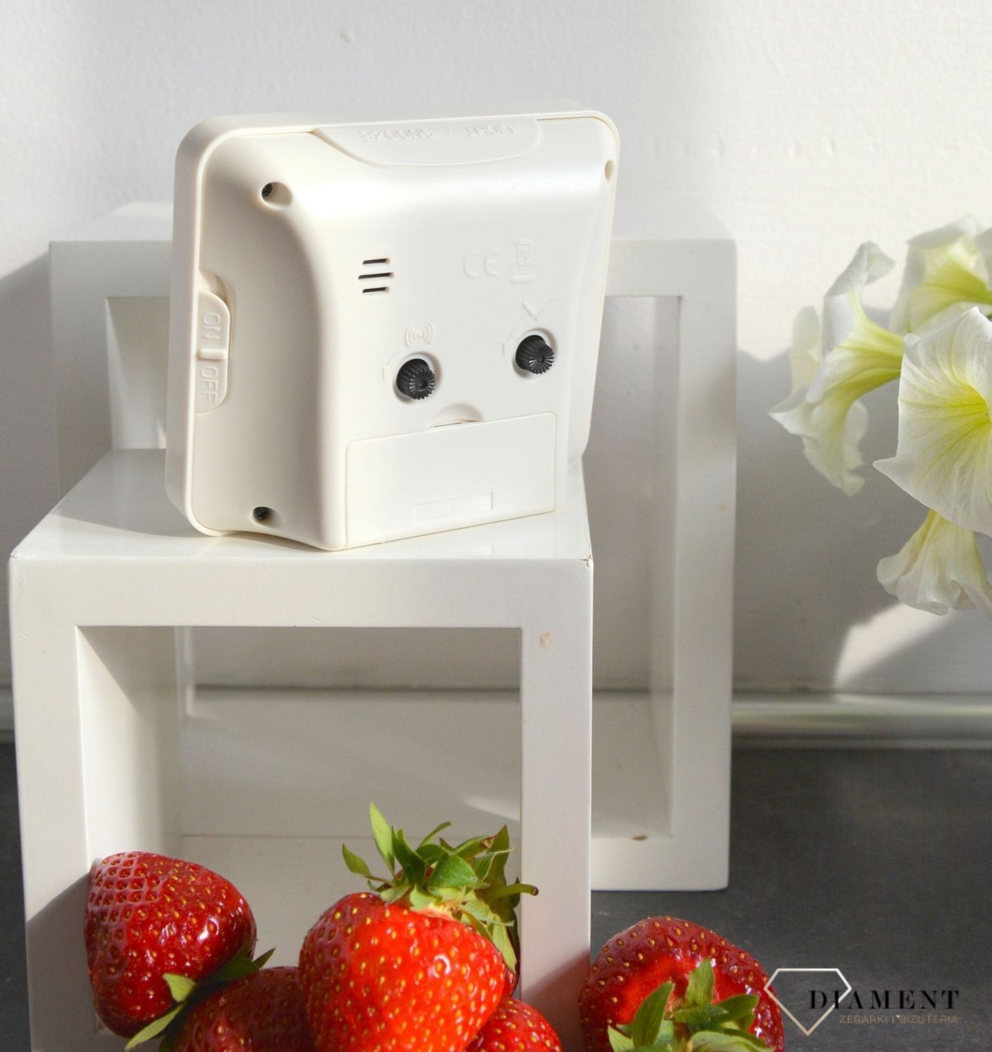 Budzik klasyczny czeskiej marki JVD SRP882.1.jpg