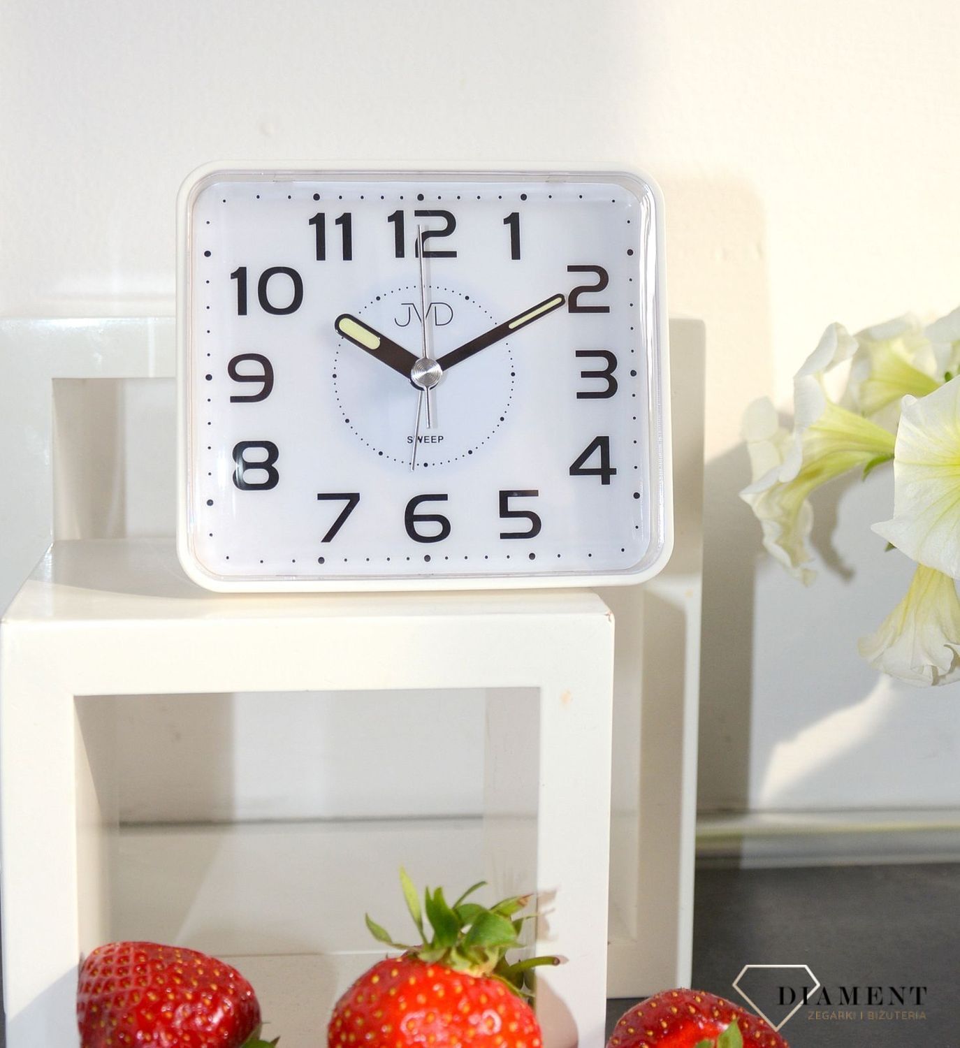 Budzik klasyczny czeskiej marki JVD SRP882.1.jpg