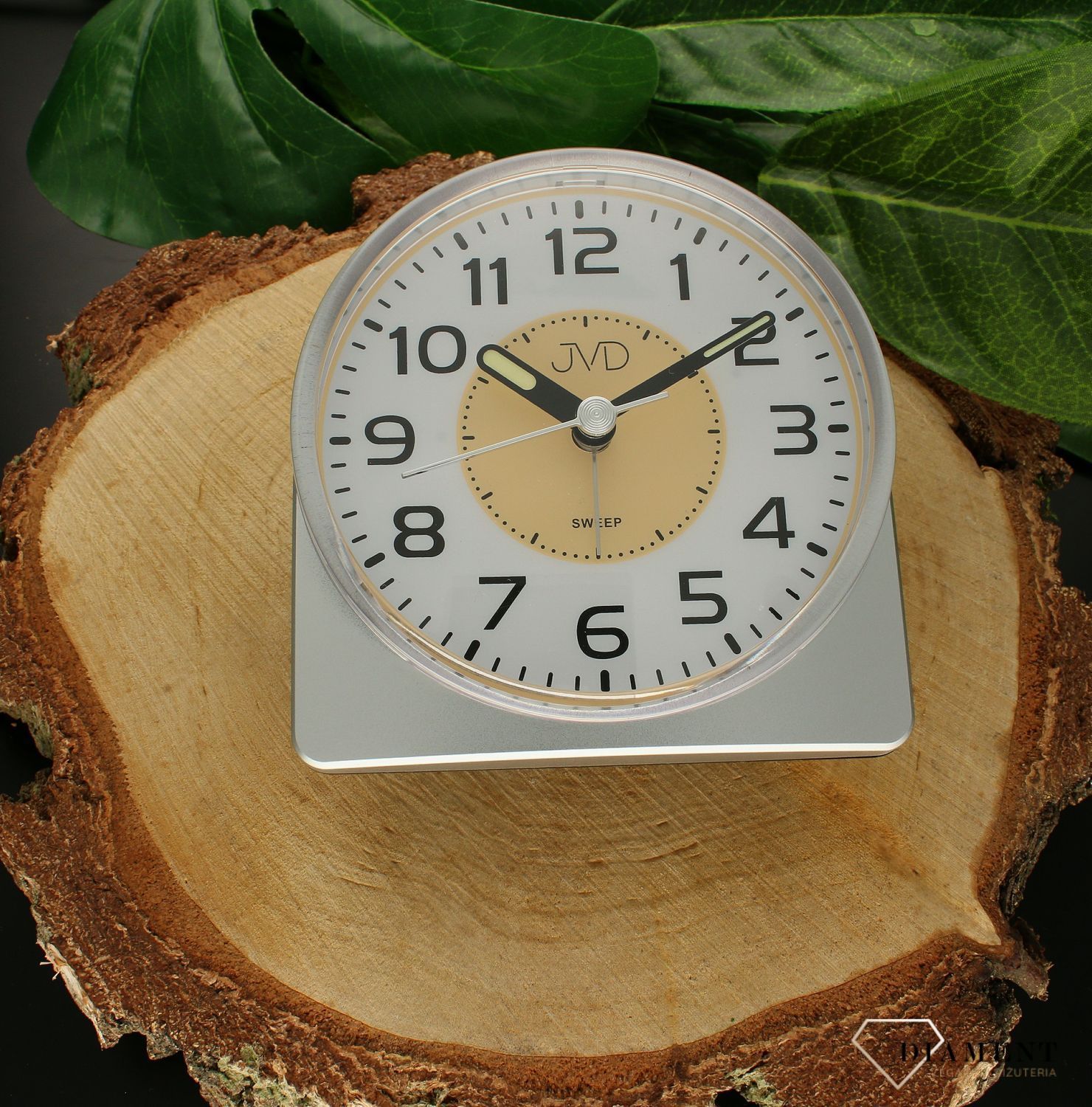 Budzik klasyczny czeskiej marki JVD SRP890.1.jpg