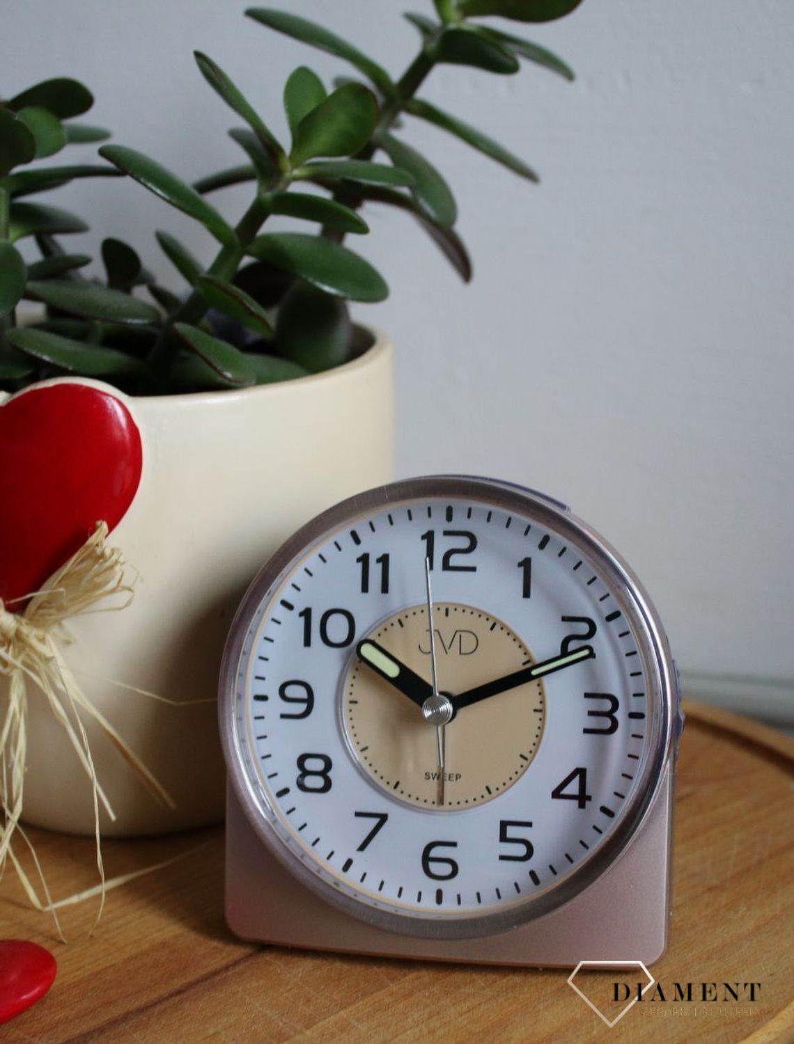 Budzik klasyczny czeskiej marki JVD SRP890.2.jpg