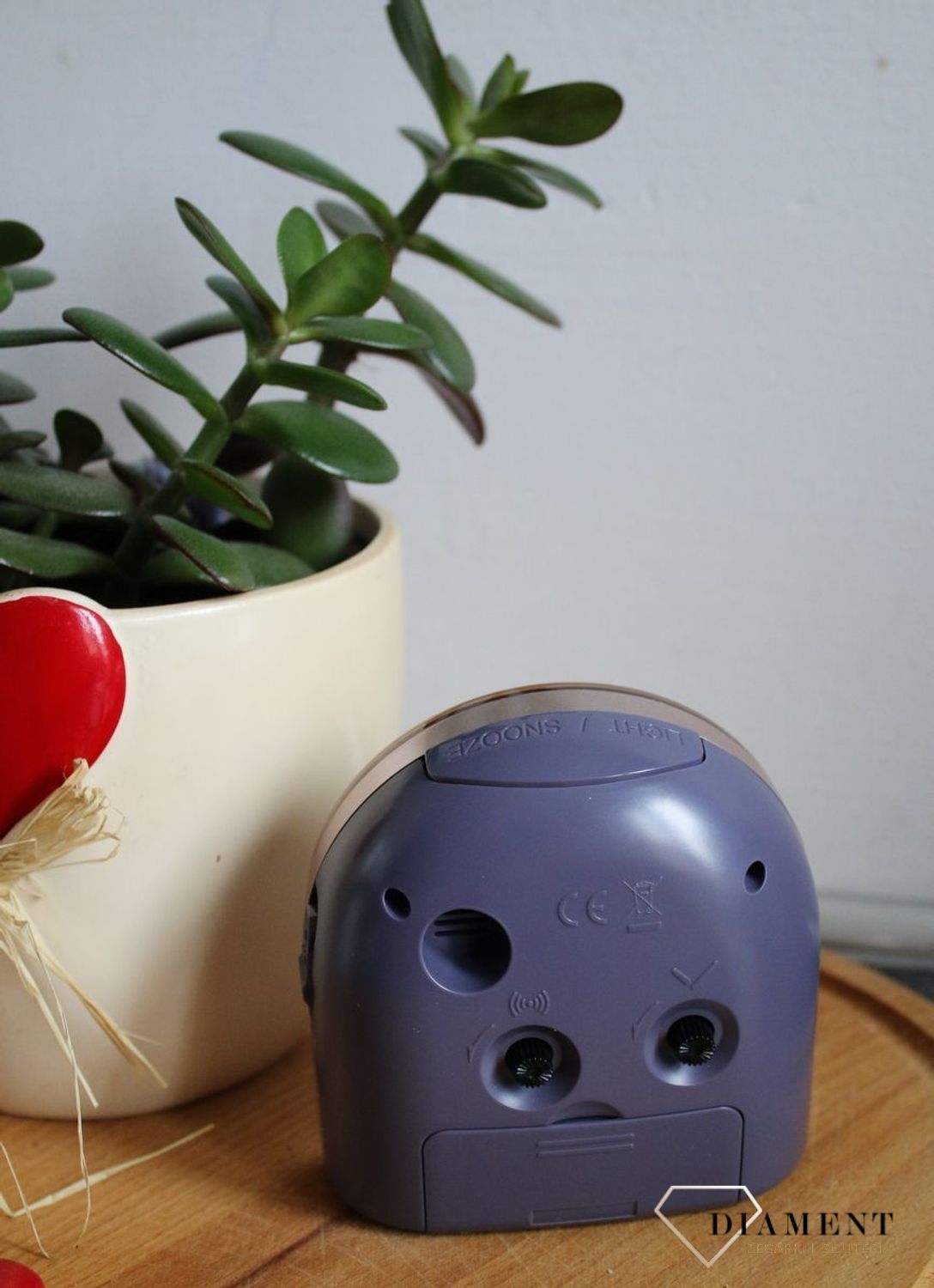 Budzik klasyczny czeskiej marki JVD SRP890.2.jpg