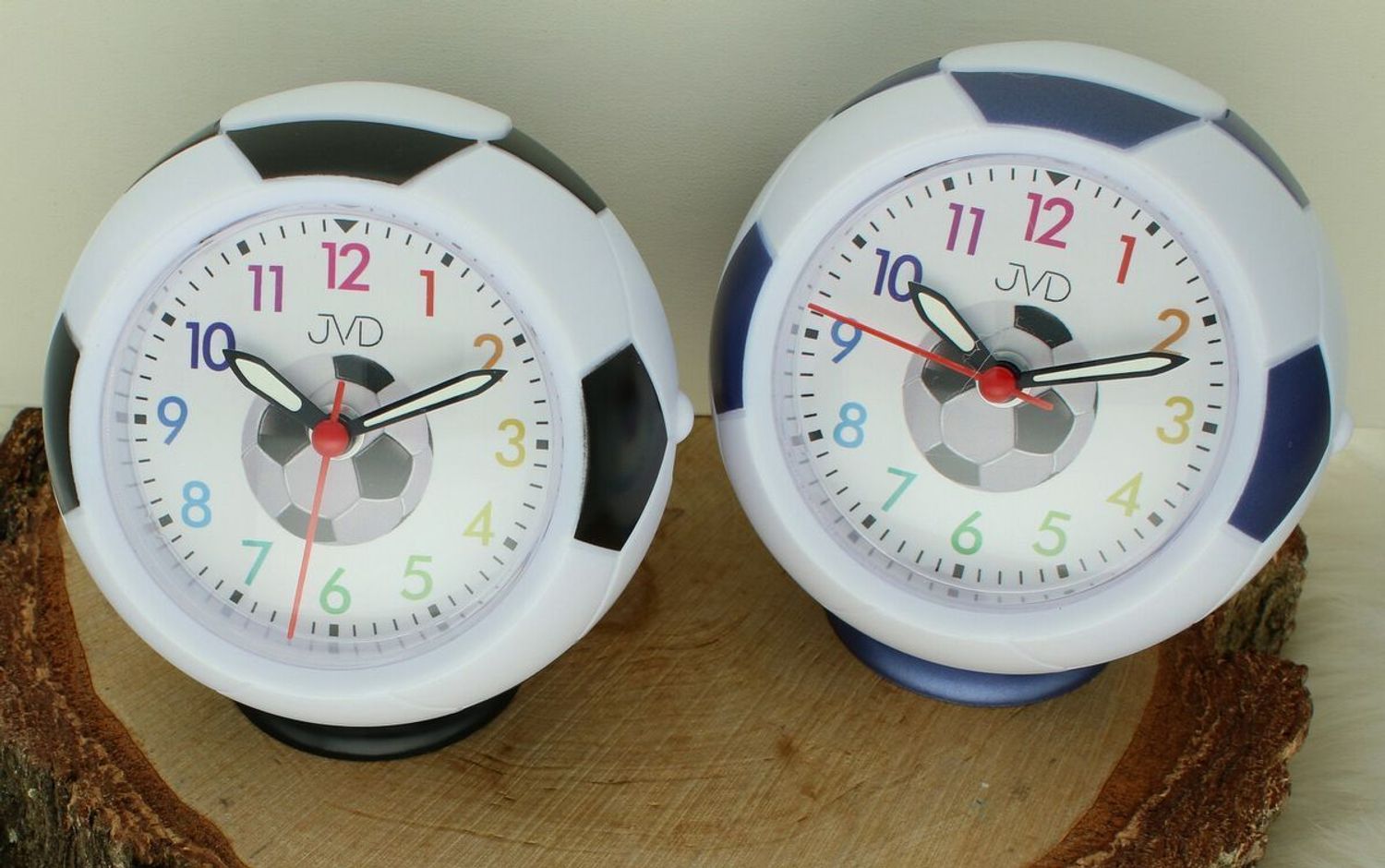 Budzik dziecięcy JVD SRP9001.1 piłka – kolorowy zegar z alarmem i drzemką.jpg
