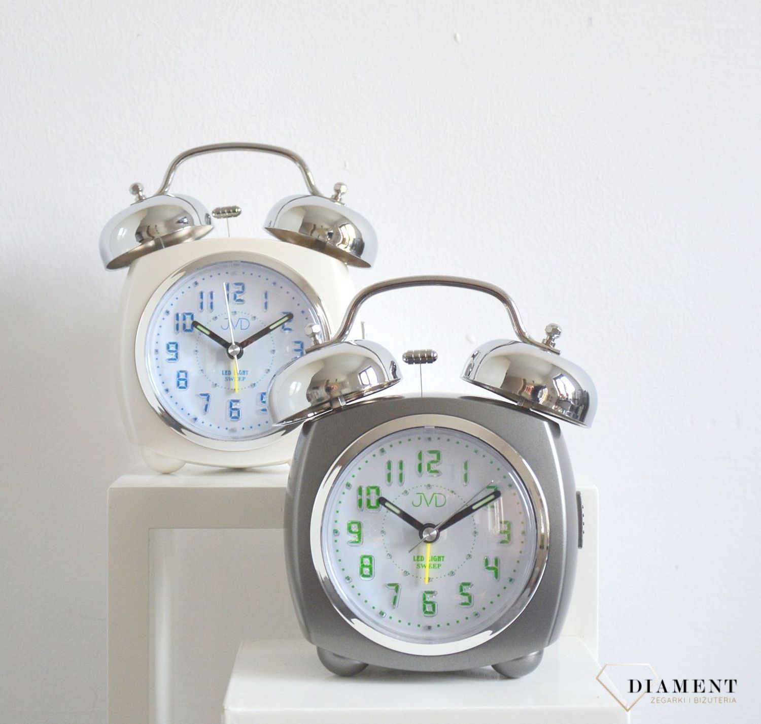 Budzik na baterię Retro JVD  Light Sensor szary SRP930 (2).jpg