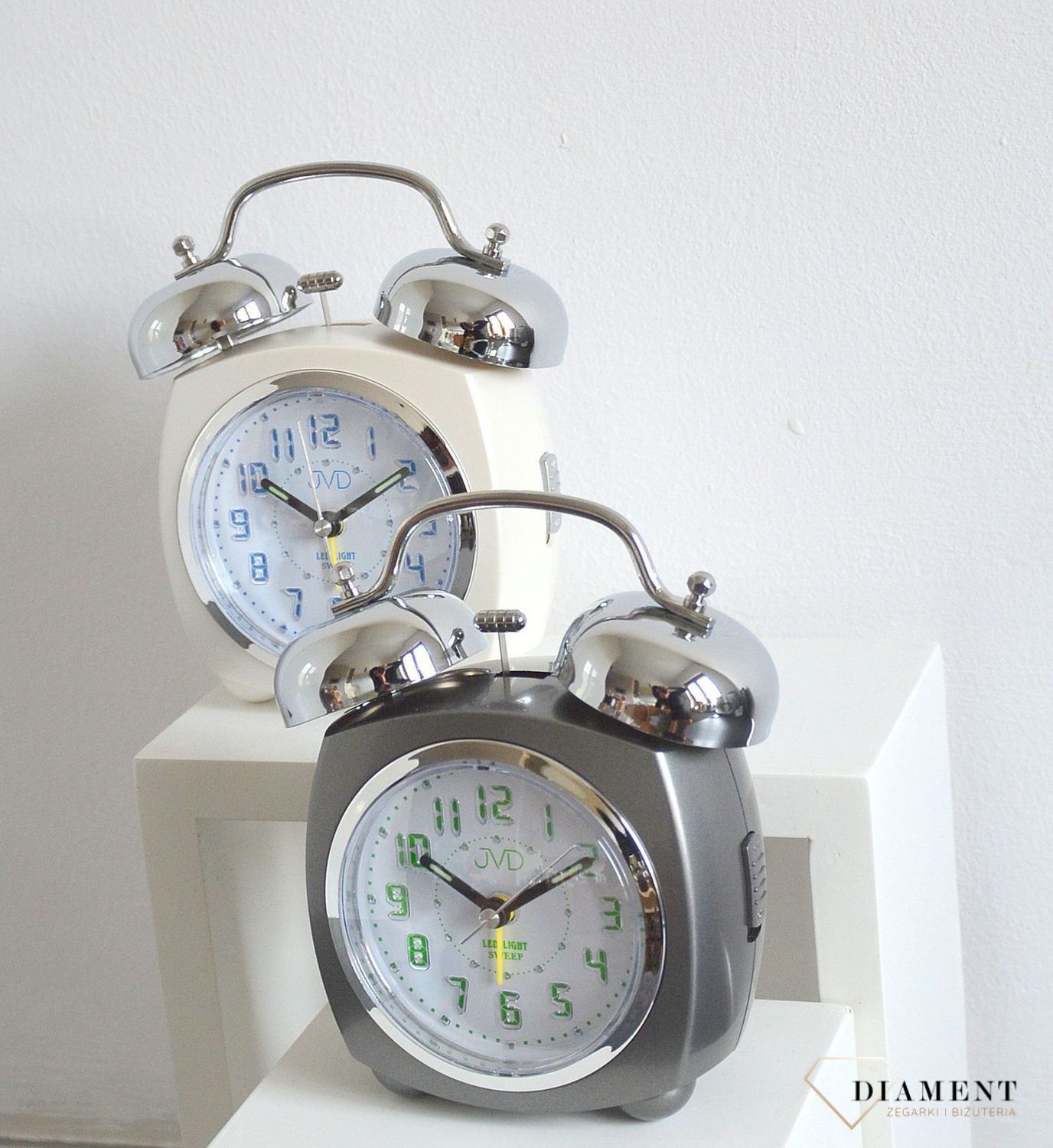 Budzik na baterię Retro JVD  Light Sensor szary SRP930 (2).jpg