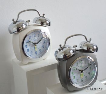 Budzik na baterię Retro JVD  Light Sensor szary SRP930.2. Budzik o nowoczesnym wyglądzie w stylu retro. Budzik w kolorze szarym (1).JPG