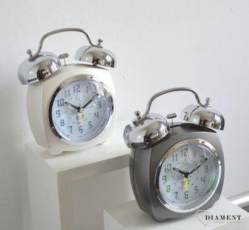 Budzik na baterię Retro JVD  Light Sensor szary SRP930.2. Budzik o nowoczesnym wyglądzie w stylu retro. Budzik w kolorze szarym (10).JPG