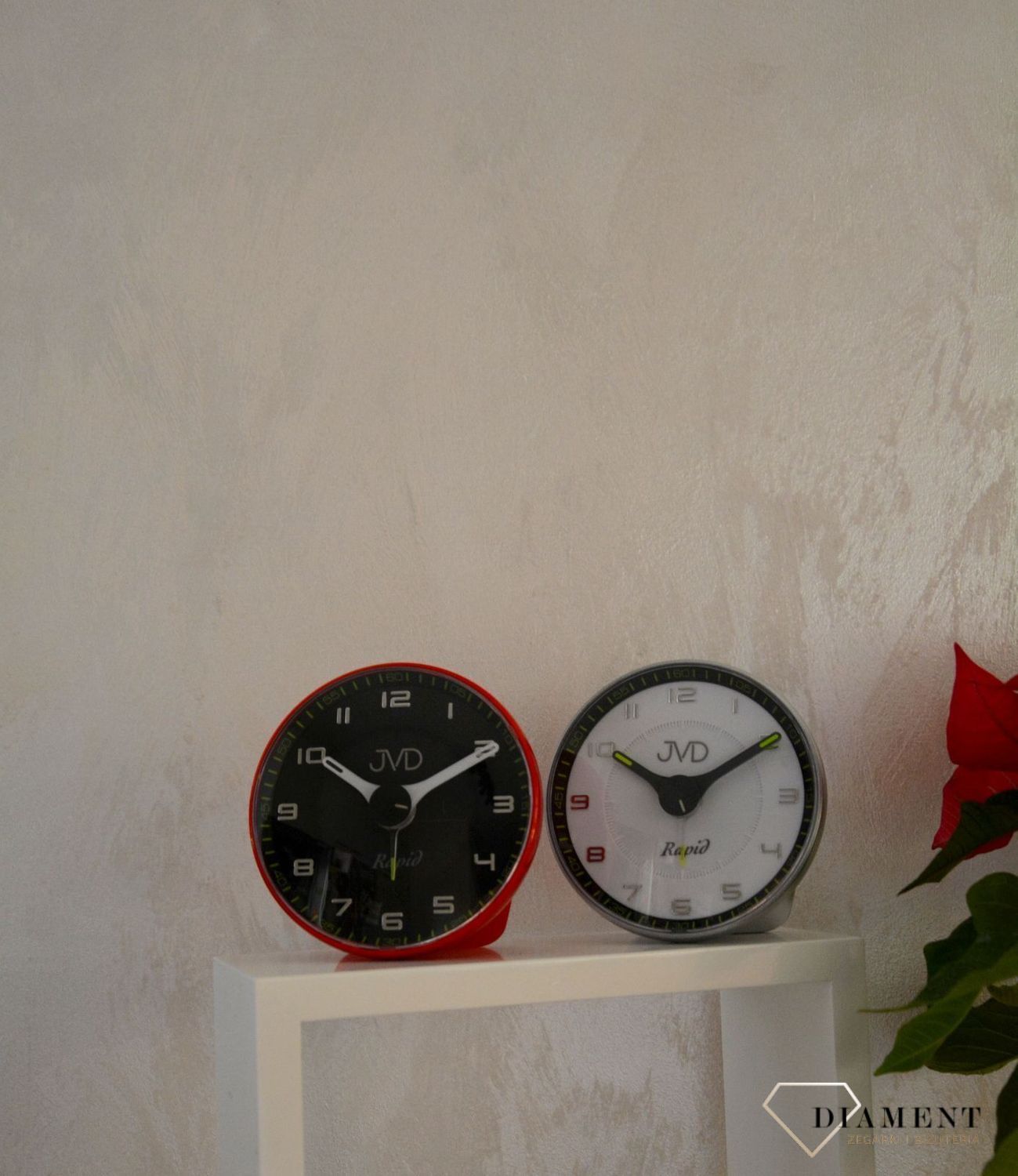 Budzik klasyczny JVD w srebrnej obudowie SRPC08 (1).jpg