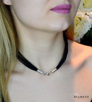 Naszyjnik czarny sznureczki ze srebrnym zapięciem DIA-SZNURKI-CZARNE-925. Ciekawy, oryginalny naszyjnik sznureczki to dodatek idealny na lato. Naszyjnik typu choker. Modny naszyjnik damski (1).JPG