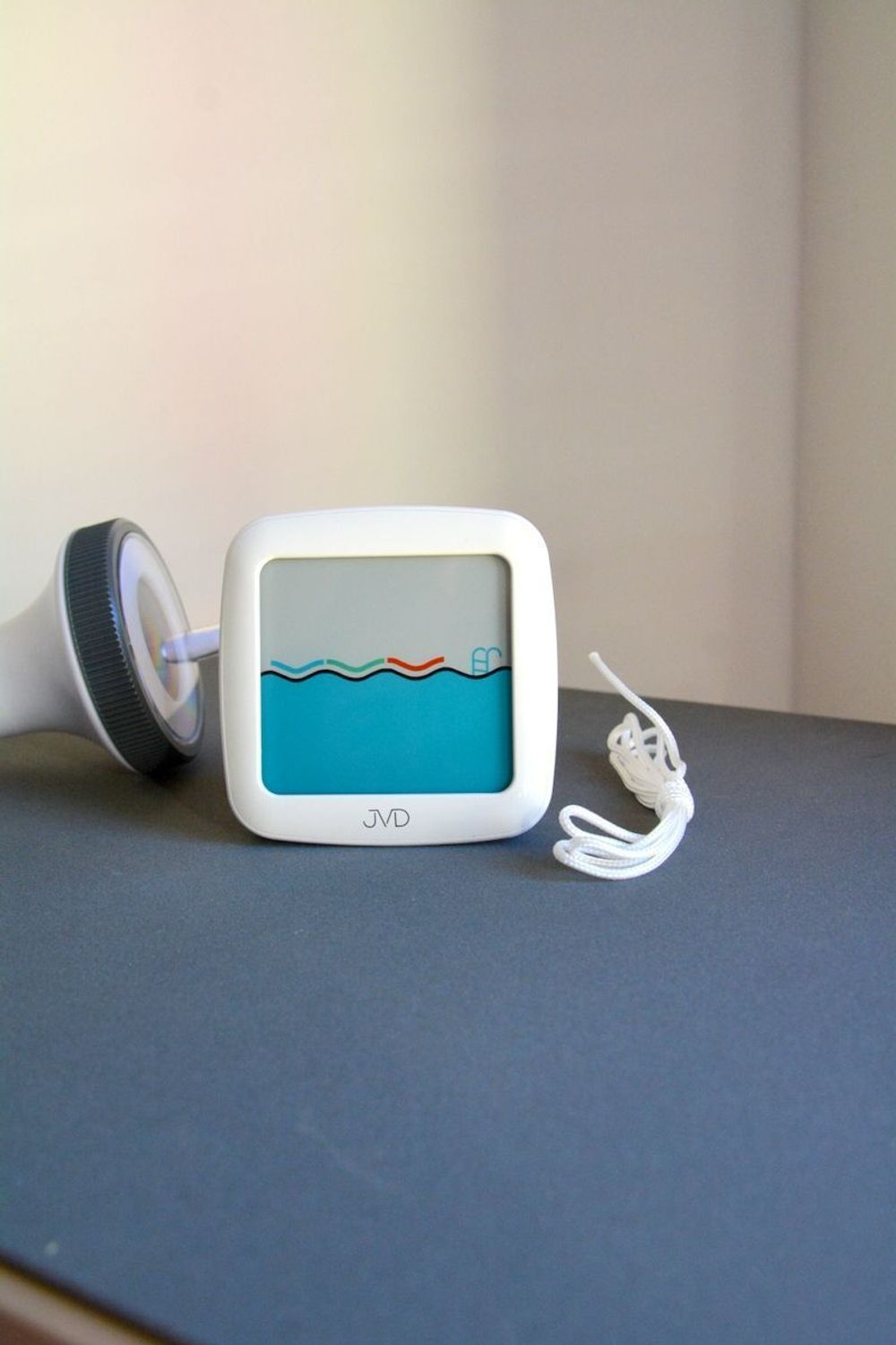 Termometr elektroniczny JVD T3385.2 sterowany radiowo. Termometry cyfrowe ✓Zegary z temperaturą ✓ Zegary na biurko✓ Gwarancja najniższej ceny✓ Grawer 0zł✓Zwrot 30 dni✓Negocjacje Zapraszamy.jpg