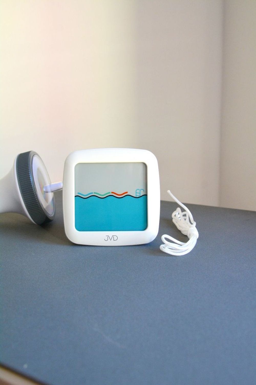 Termometr elektroniczny JVD T3385.2 sterowany radiowo. Termometry cyfrowe ✓Zegary z temperaturą ✓ Zegary na biurko✓ Gwarancja najniższej ceny✓ Grawer 0zł✓Zwrot 30 dni✓Negocjacje Zapraszamy.jpg