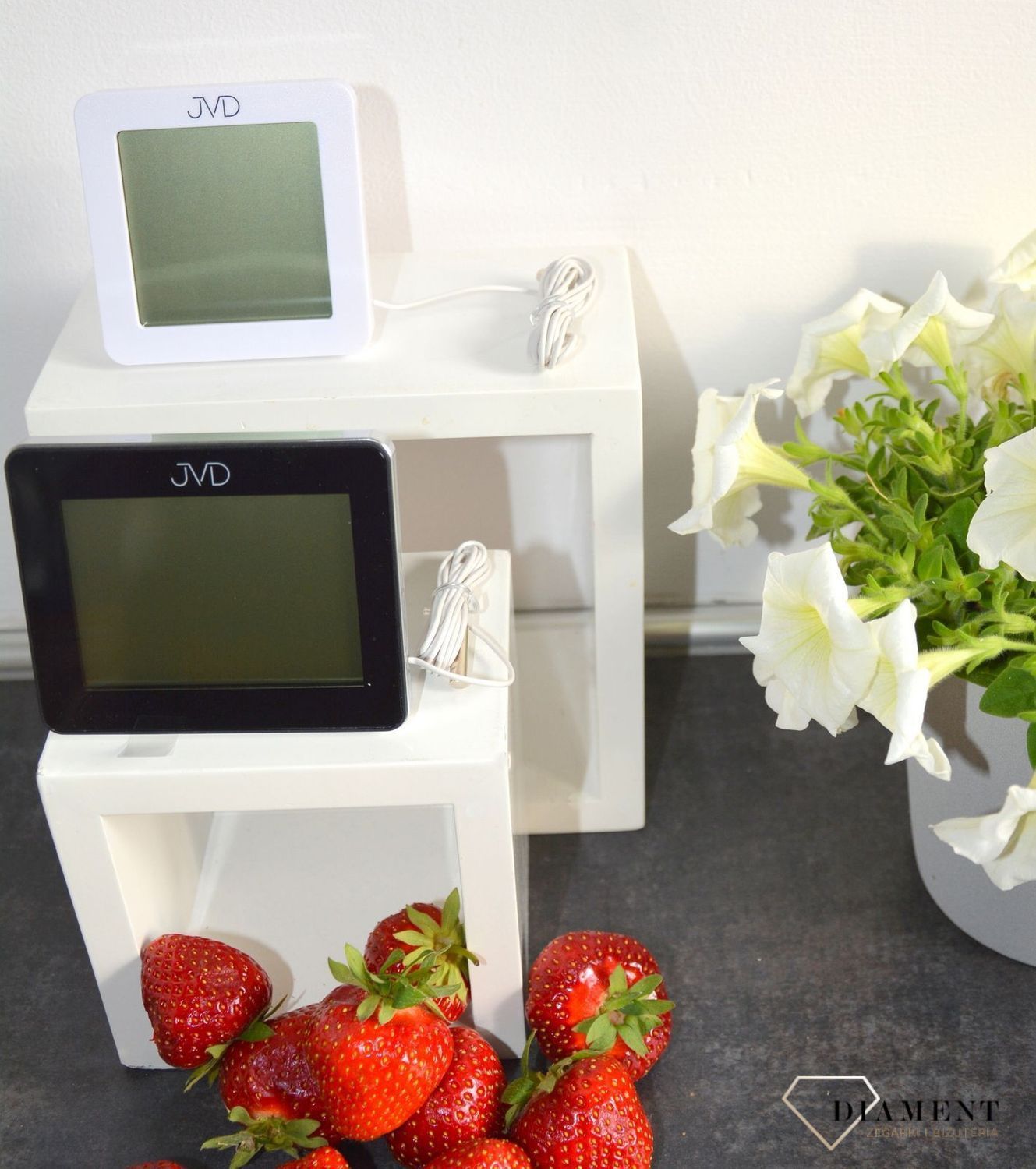 Termometr elektroniczny JVD biały T730.jpg